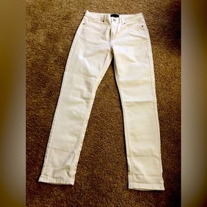 Banana Republic White Girlfriend Jeans Low Rise Size 28/6 T